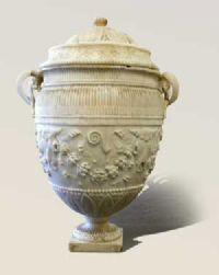 Présentation L'urne Synnot d'Antibes: un objet et un destin exceptionnels. Du 24 novembre au 31 décembre 2011 à Antibes. Alpes-Maritimes. 